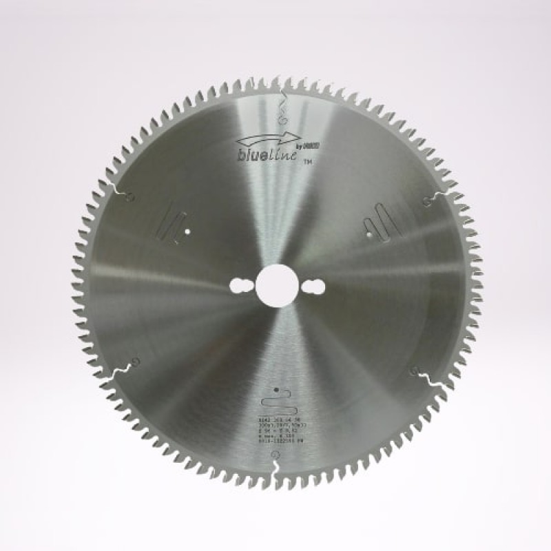 Диск за ръчен циркуляр 300/32/3.2mm z=96 negative