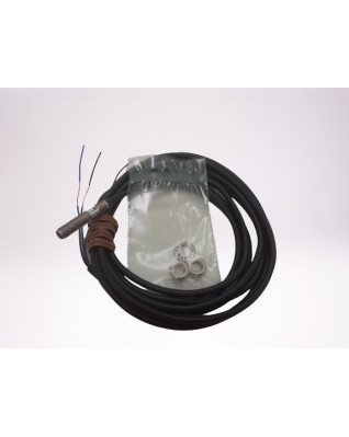 Индуктивен датчик M5 E2E-S05S12-WC-B1 2M OMS